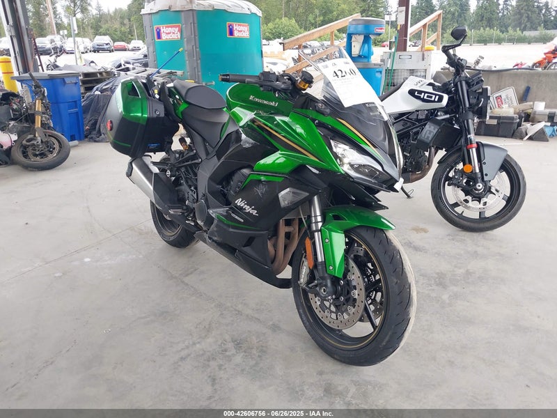 2025 Kawasaki Zx1100 J Green vin: JKAZXBJ1XSA000083