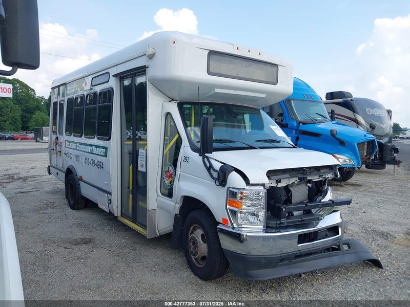 2024 Ford E-450 Cutaway   Белый vin: 1FDFE4FN9RDD38942