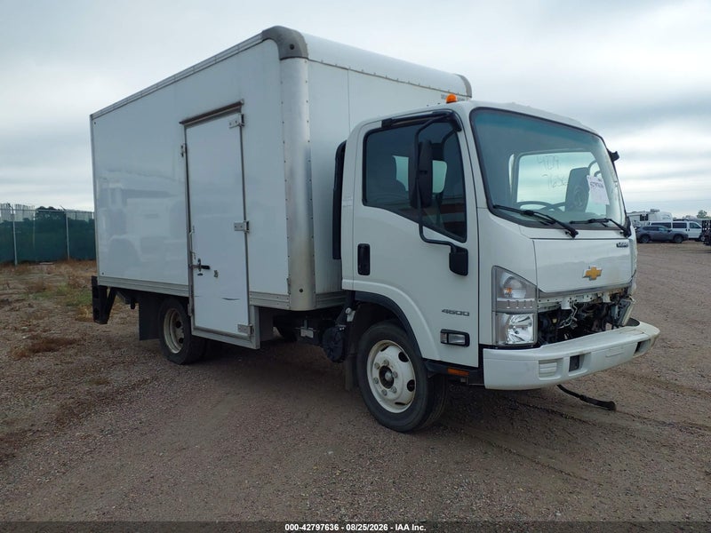 2022 Chevrolet 4500 Lcf Gas White vin: 54DCDW1D5NS203169
