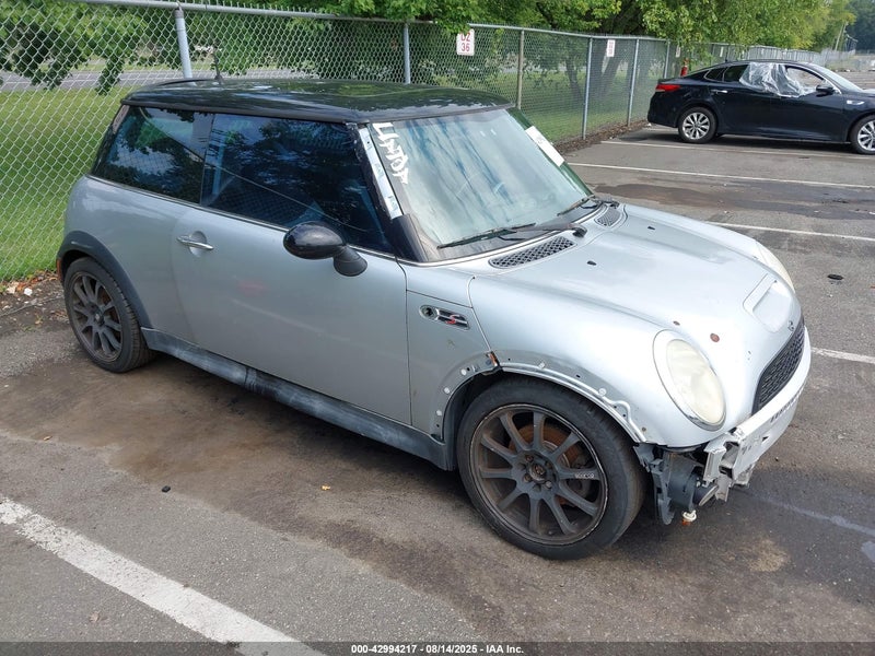 2002 Mini Cooper S   vin: WMWRE33492TD53038