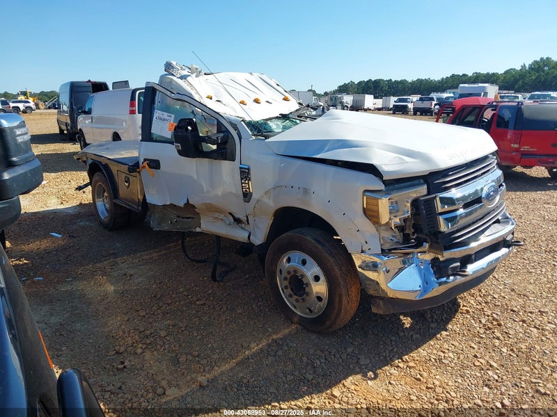 2019 Ford F-450 Chassis Xlt vin: 1FDUF4GY0KEC14572