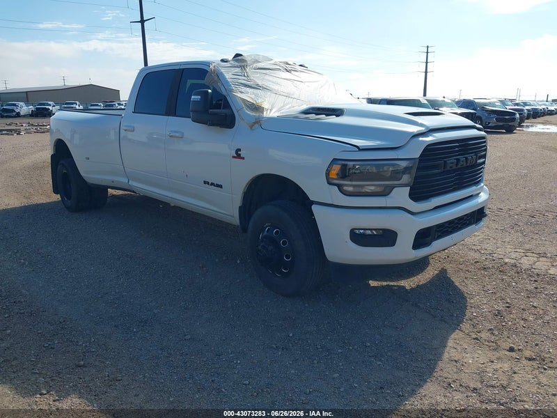 2024 Ram 3500 Laramie  4x4 8' Box White vin: 3C63RRJL3RG384856