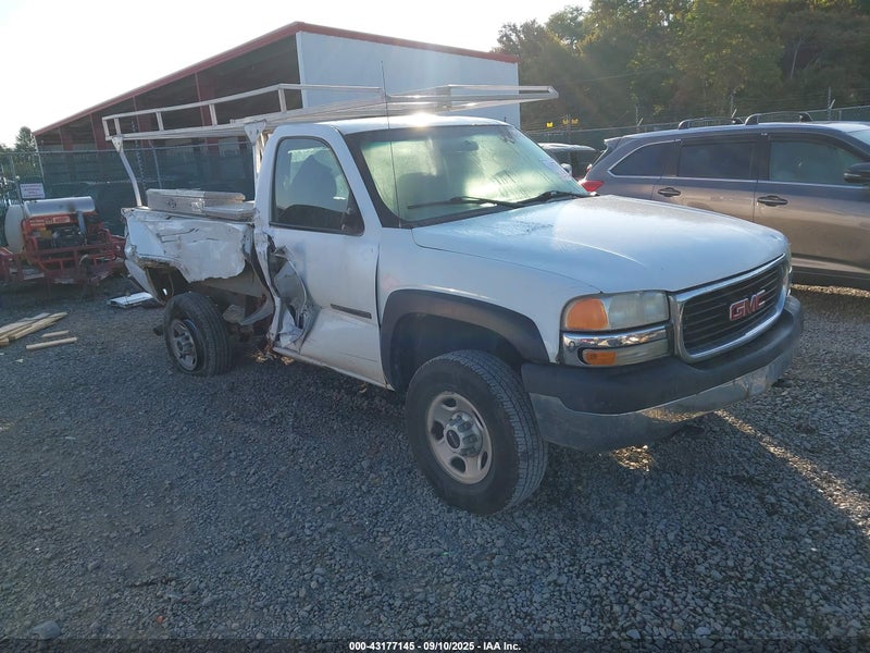 1GTHC24UX2Z335140