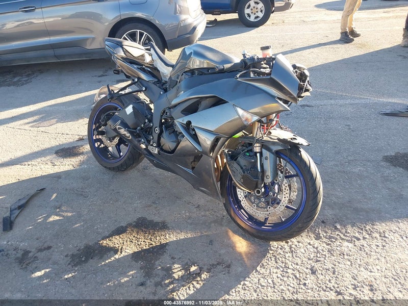 2009 Kawasaki Zx600 R Gray vin: JKAZX4R169A002620