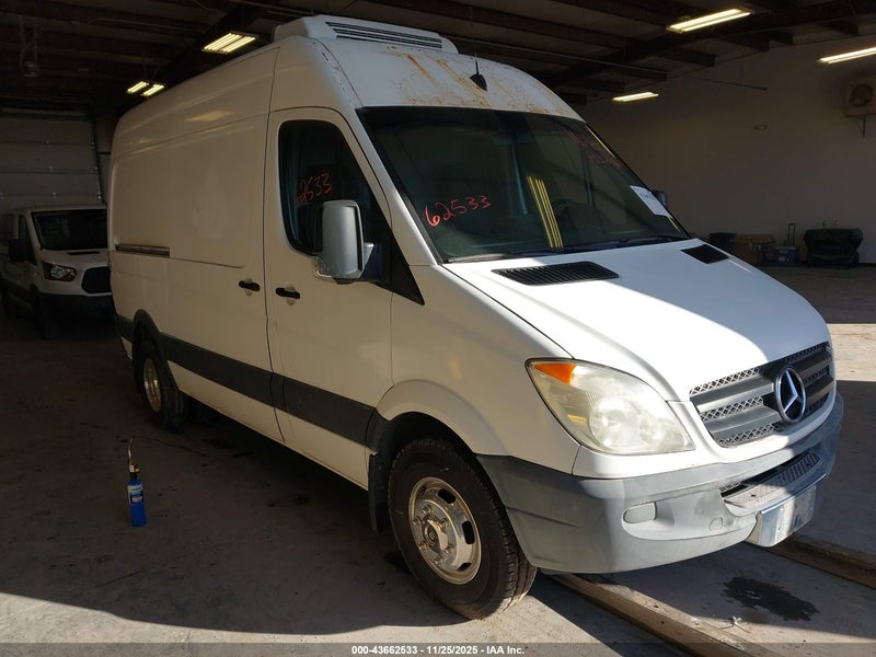 2011 Mercedes-benz Sprinter 3500 High  Roof Белый vin: WD3PF3CC2B5564110
