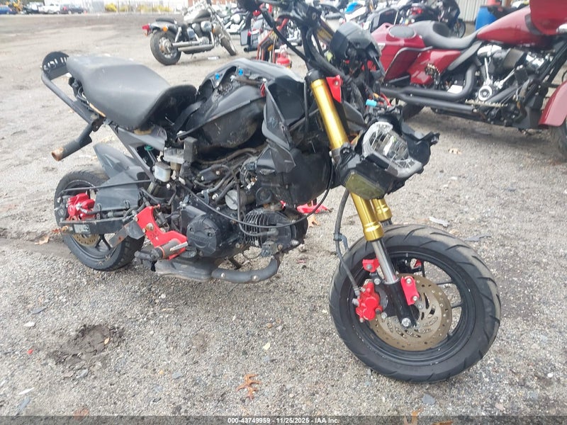 2017 Honda Grom 125 Красный vin: MLHJC6119H5205947