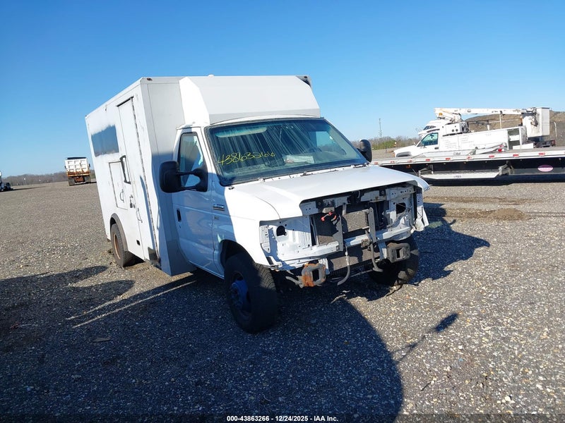 2017 Ford E-450 Cutaway   vin: 1FDXE4FS4HDC09581