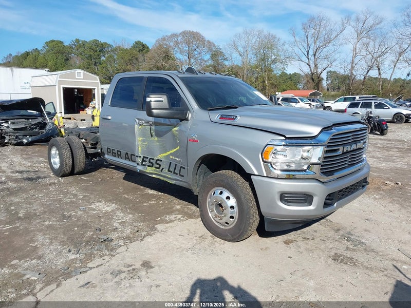 2024 Ram 3500 Chassis Tradesman/slt/laramie/limited Silver vin: 3C7WRTCL3RG129305