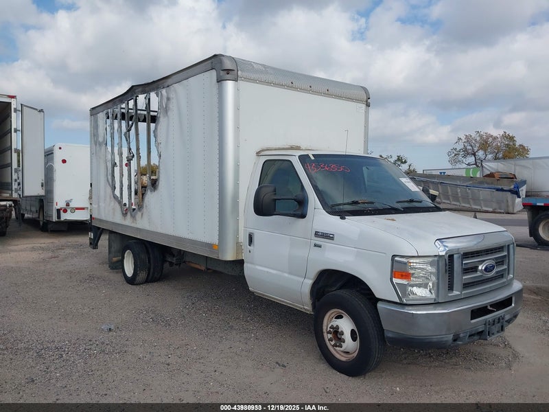 2015 Ford E-350 Cutaway   vin: 1FDWE3FL4FDA05455
