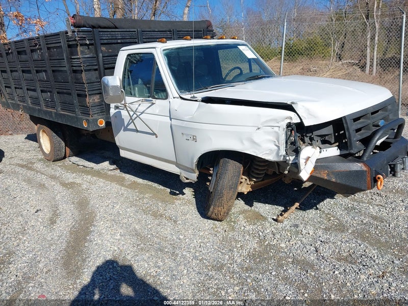 1993 Ford F350   White vin: 1FDKF37HXPNA69856