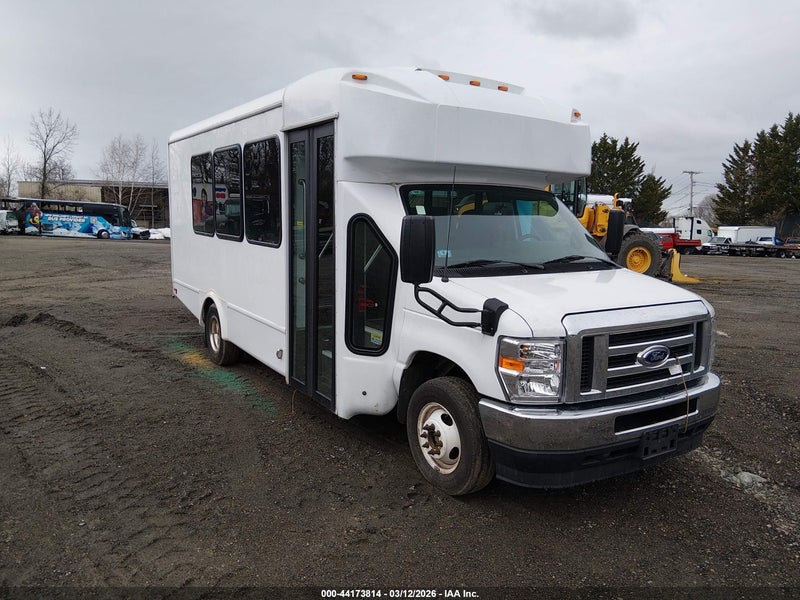 2024 Glaval Bus E-450 Cutaway   vin: 1FDFE4FN7RDD31875