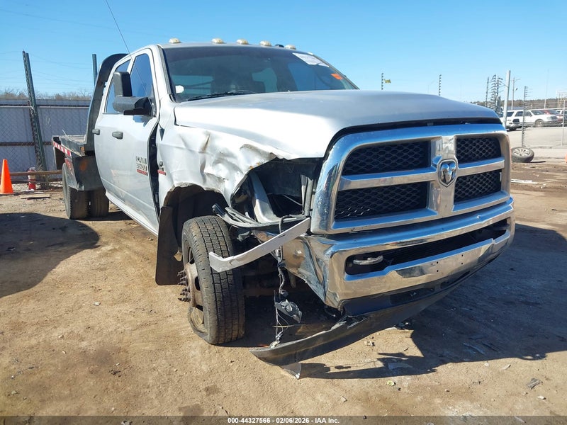 2015 Ram 3500 Tradesman Silver vin: 3C63RRGL9FG644521