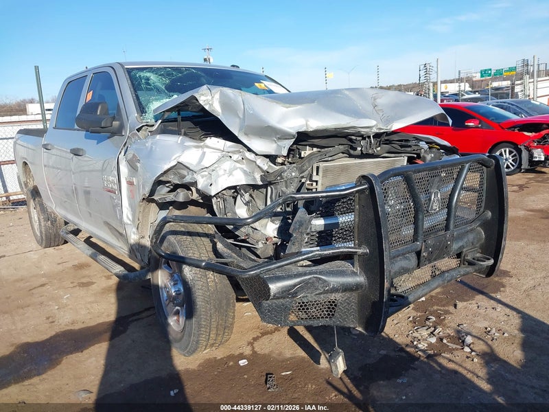 2014 Ram 3500 Tradesman Серебряный vin: 3C63R3CJ4EG257990
