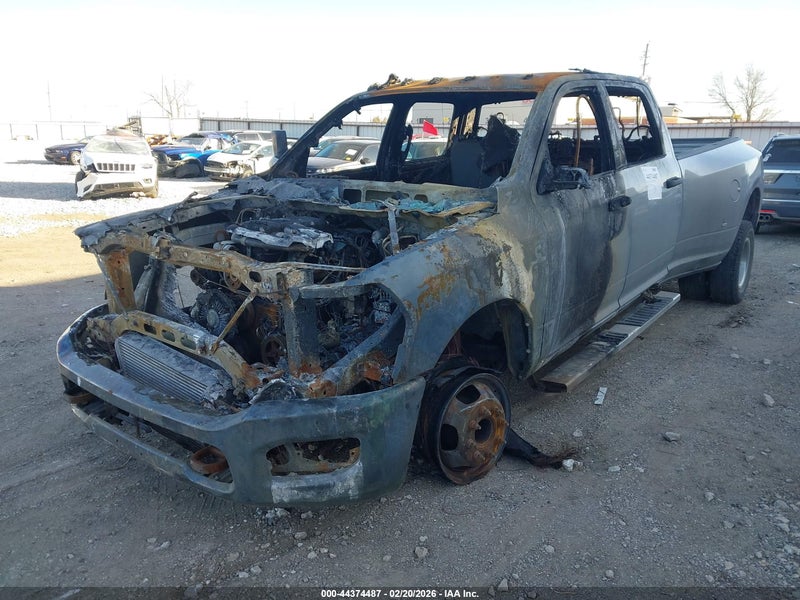 2021 Ram 3500   Серый vin: 3C63RRGL1MG667434