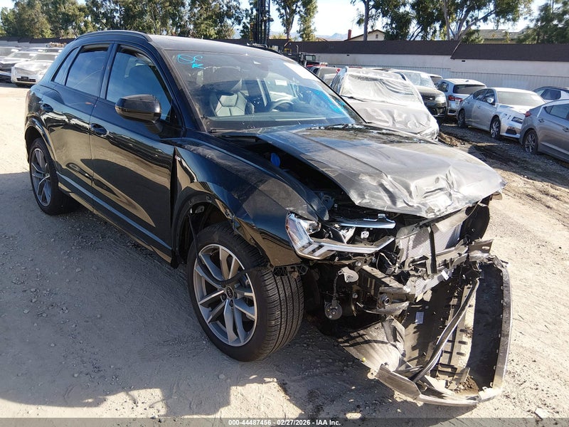 2025 Audi Q3 Premium 45 Tfsi S Line Quattro Tiptronic vin: WA1DECF39S1040686