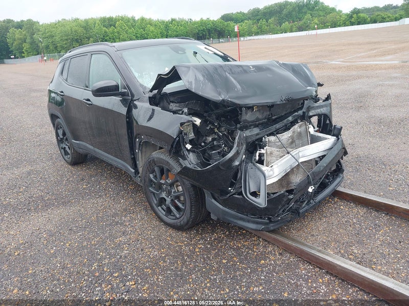 2022 Jeep Compass Altitude Fwd Black vin: 3C4NJCBB4NT178037
