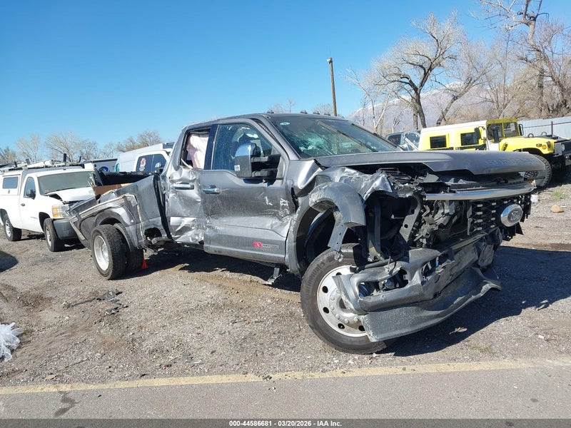 2024 Ford F-450 Platinum Gray vin: 1FT8W4DM7REF05040