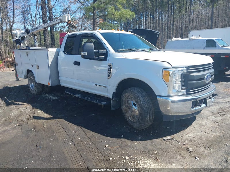 2017 Ford F-350 Chassis Xl White vin: 1FD8X3GT8HEF20294