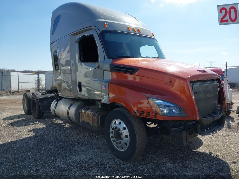2020 Freightliner New Cascadia 126   Gold vin: 3AKJHHDR5LSLM5450