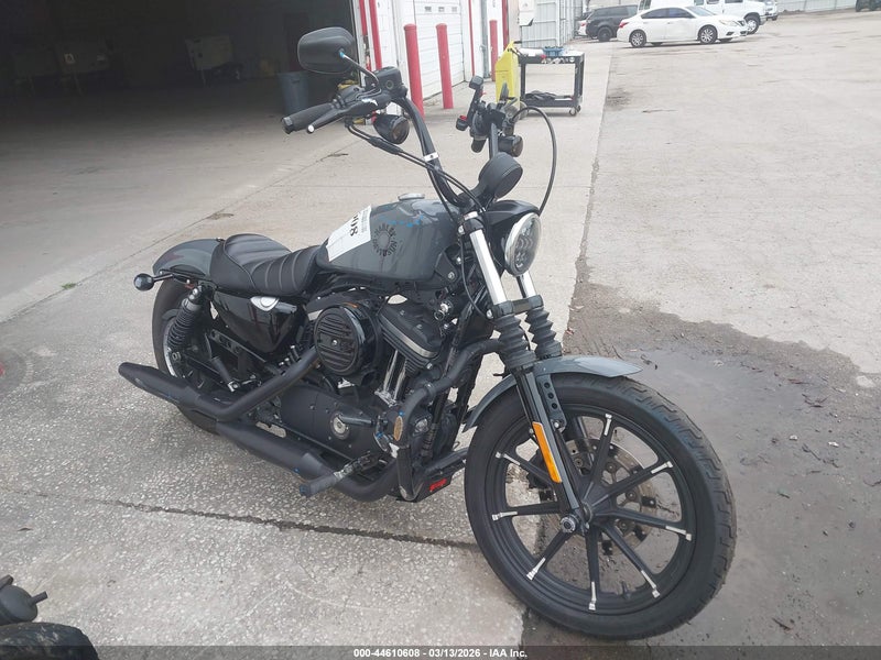 2022 Harley-davidson Xl883 N Черный vin: 1HD4LE212NB409025