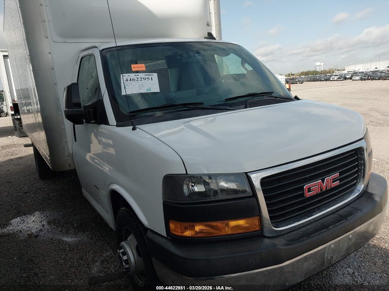 2018 Gmc Savana Cutaway Work Van White vin: 7GZ37TCG9JN005479
