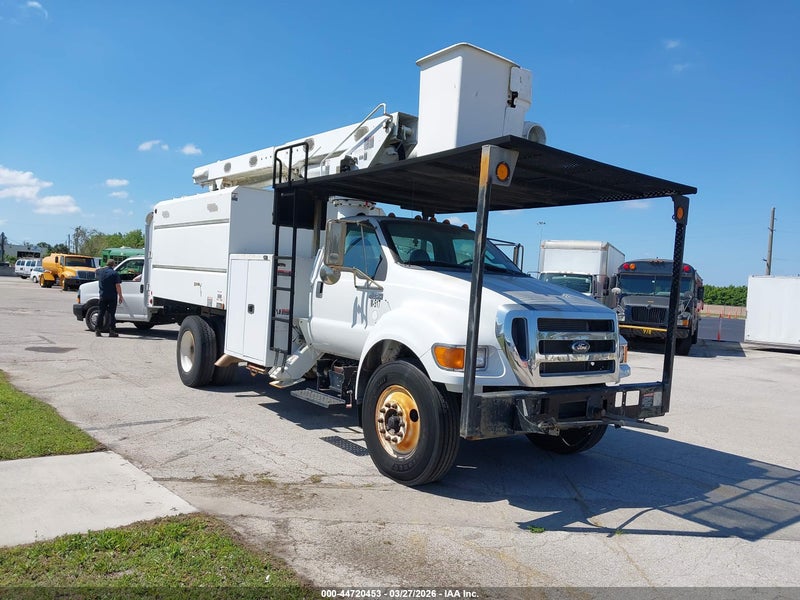 2013 Ford F-750 Xl/xlt White vin: 3FRNF7FC2DV037713