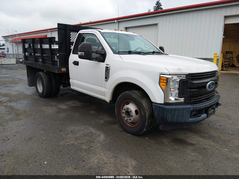2017 Ford F-350 Chassis Xl vin: 1FDRF3G6XHEE66059