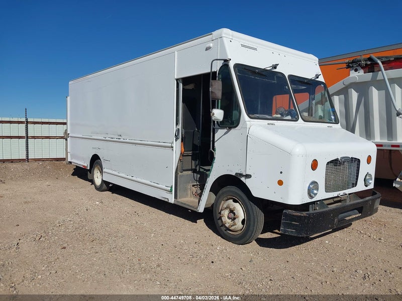 2010 Freightliner Chassis M Line Walk-in Van vin: 4UZAAPDU8ACAS1698