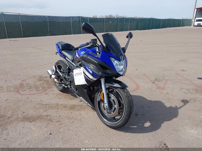 2013 Yamaha Fz6 R Синий vin: JYARJ18E7DA012006