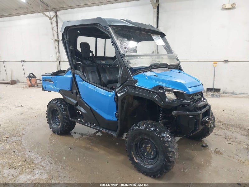 2018 Honda Sxs1000 M3 Blue vin: 1HFVE04A5J4205369