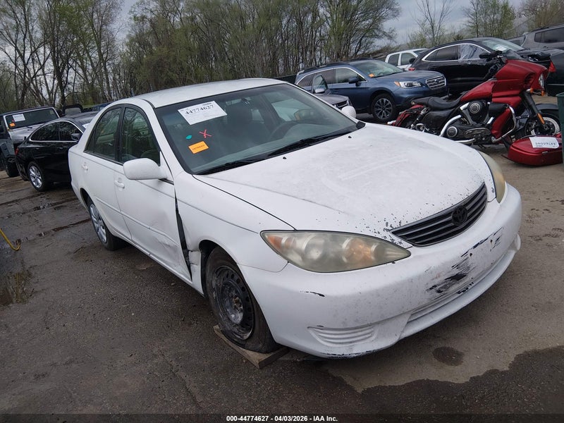 4T1BE32K15U421862