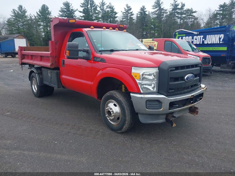 2011 Ford F-350 Chassis Xl Красный vin: 1FDRF3H67BEC98712