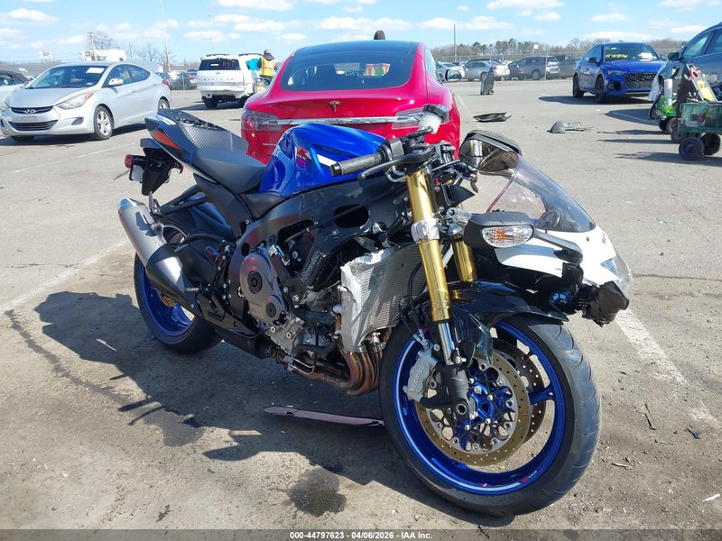 2026 Suzuki Gsx-r750   Черный vin: JS1GR7MA9T7101415