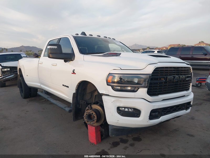 2024 Ram 3500 Laramie  4x4 8' Box White vin: 3C63RRJL9RG281344