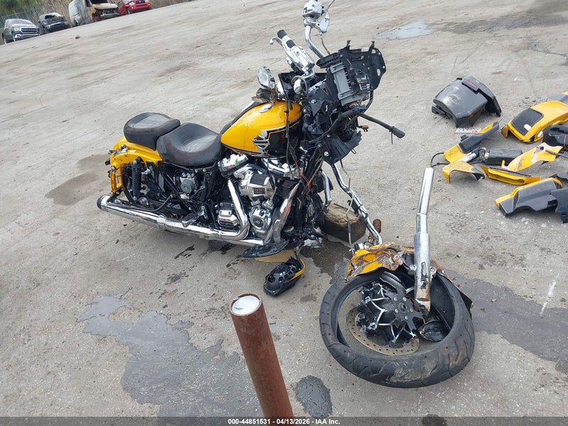2022 Harley-davidson Flhxse   Yellow vin: 1HD1PXL18NB956298