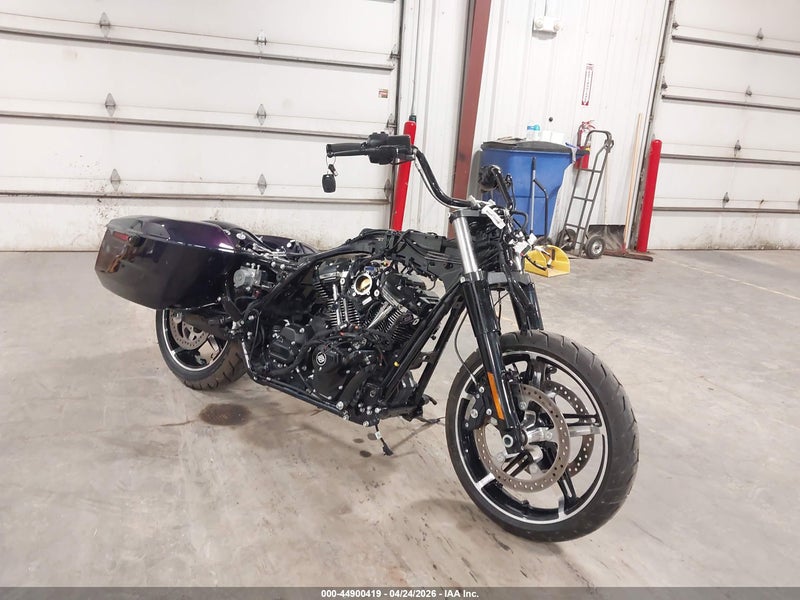 2025 Harley-davidson Flhx Blue vin: 1HD1KB714SB637861