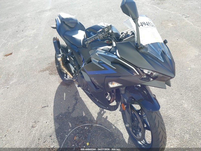 2025 Kawasaki Ex500   Black vin: ML5EXGG1XSDA43939