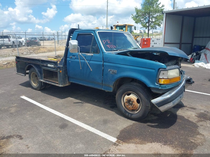 1994 Ford F350   Green vin: 1FDKF37K4REA09053