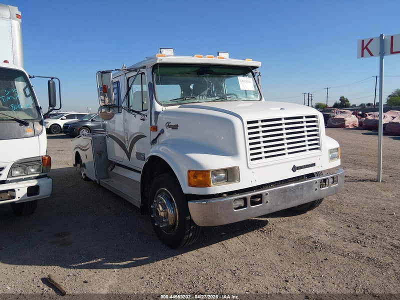 1999 International 4000 4700 White vin: 1HTSLABM5XH584531