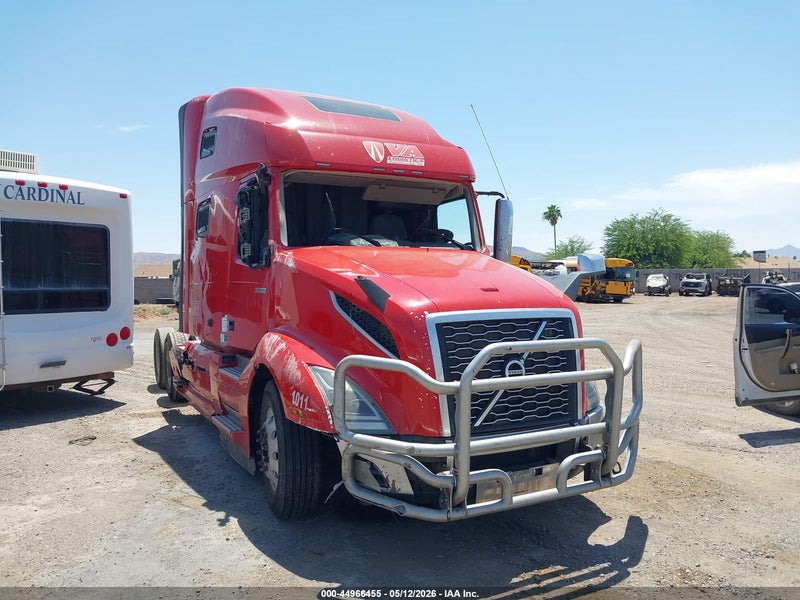 2020 Volvo Vnl   Red vin: 4V4NC9EH9LN237761
