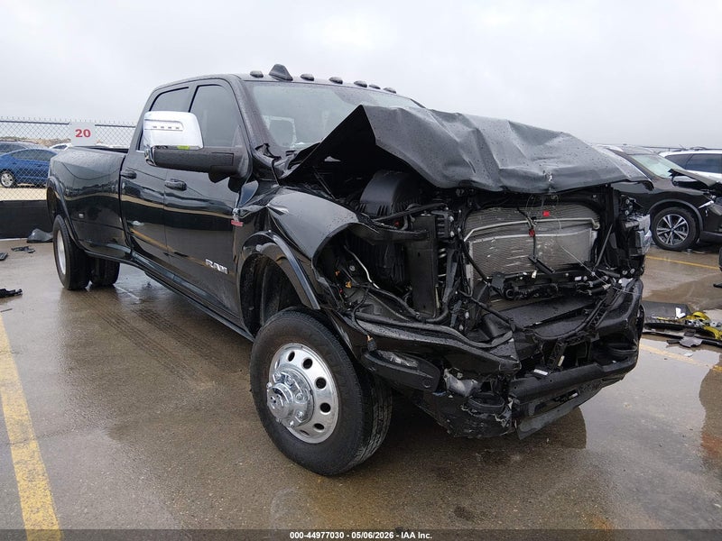 2025 Ram 3500 Limited Longhorn  4x4 8' Box Черный vin: 3C63RRRL6SG554881