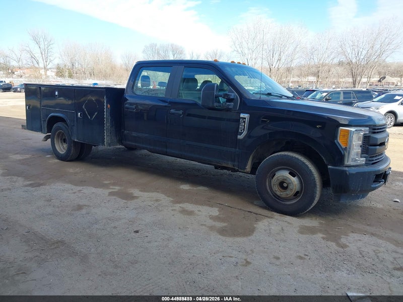 2017 Ford F-350 Chassis Xl vin: 1FD8W3G65HED72828