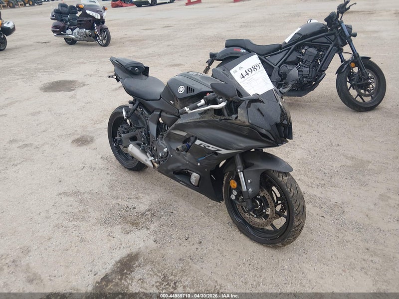 2024 Yamaha Yzfr7   Black vin: JYARM38E5RA014282