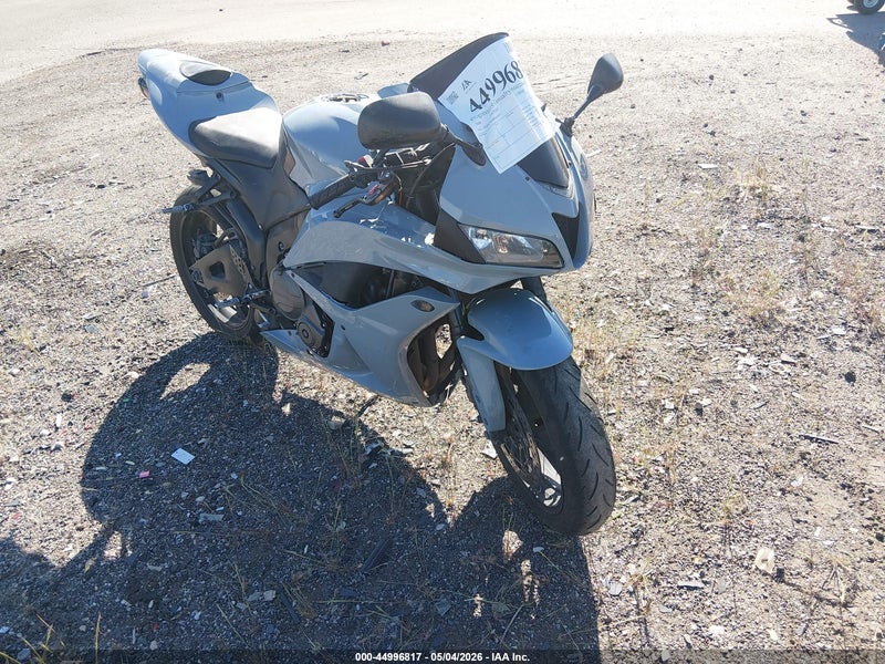 2008 Honda Cbr600 Rr Серый vin: JH2PC40488M100911
