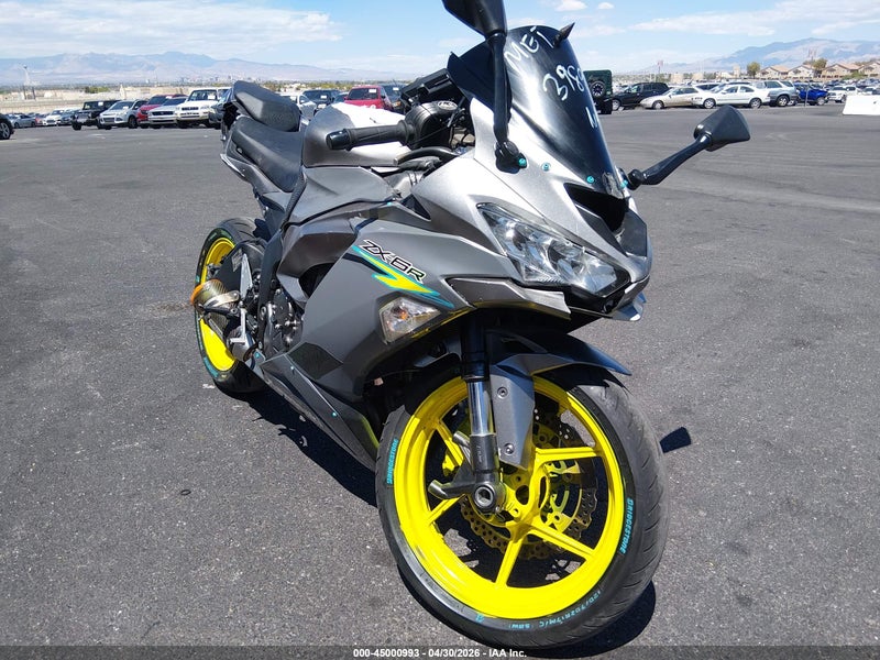 2021 Kawasaki Zx636 K Серый vin: JKBZXJH18MA007371