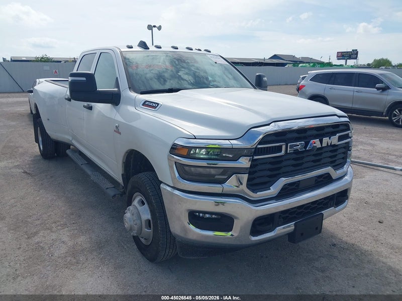 2026 Ram 3500 Tradesman  4x4 8' Box White vin: 3C63RRGL6TG266640
