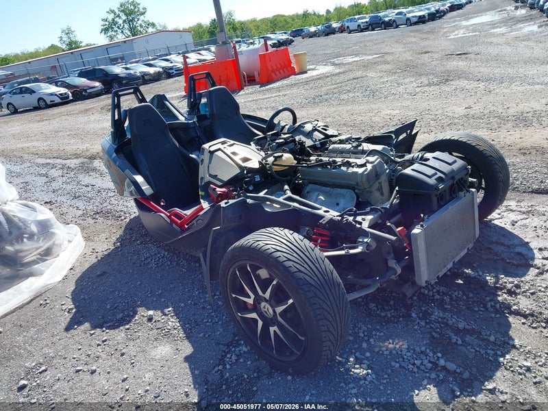 2022 Polaris Slingshot   Black vin: 57XAARHB7N8152675