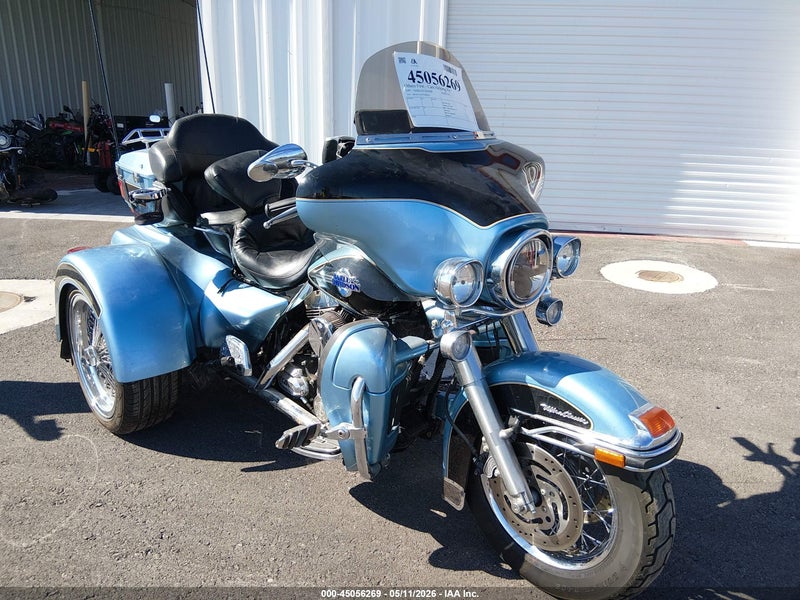 2007 Harley-davidson Flhtcui   Light Blue vin: 1HD1FC41X7Y640637