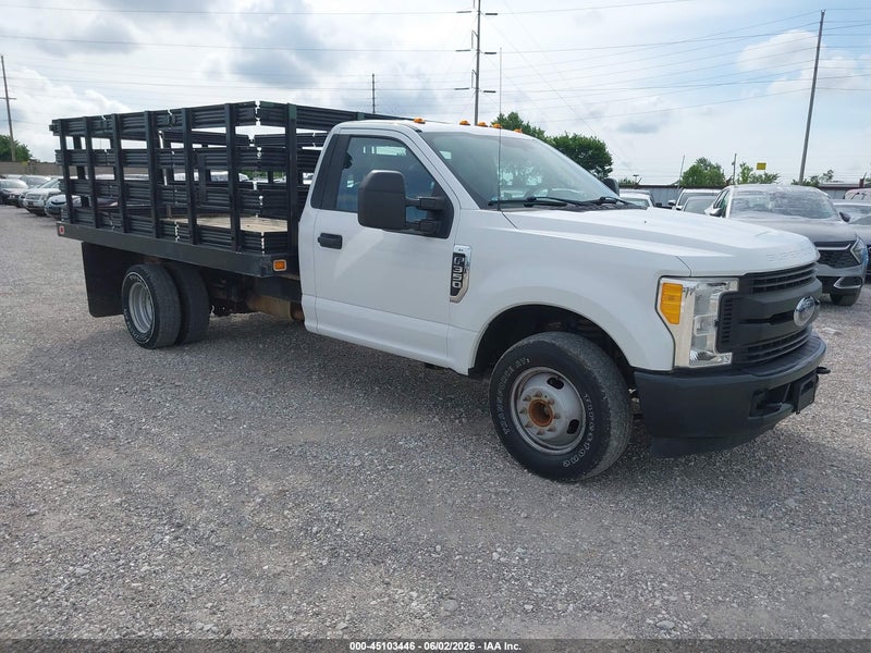 2017 Ford F-350 Chassis Xl White vin: 1FDRF3G63HED72752