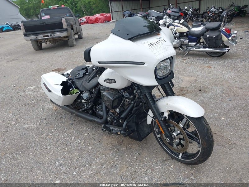 2024 Harley-davidson Flhx   Белый vin: 1HD1KB714RB621122